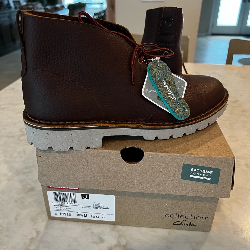 Clarks brown boots